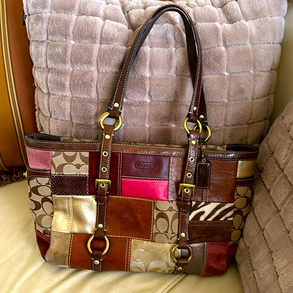 Coach vintage Y2K brown patchwork shoulder bag
